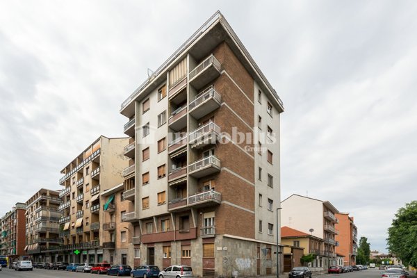 appartamento in vendita a Torino in zona Borgata Vittoria