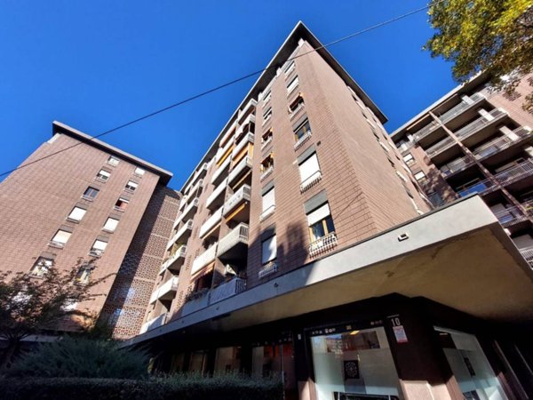 appartamento in vendita a Torino in zona Cenisia