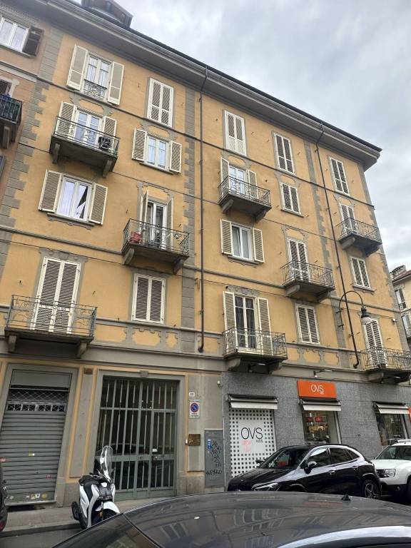 appartamento in vendita a Torino in zona Cenisia