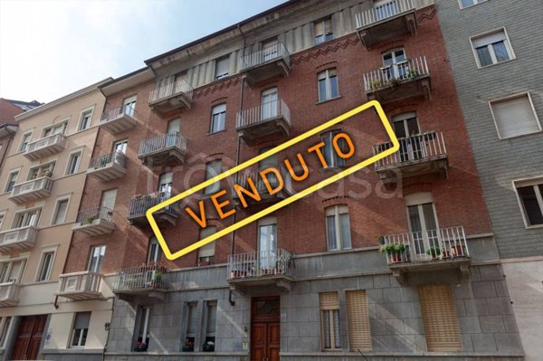 appartamento in vendita a Torino in zona Cit Turin