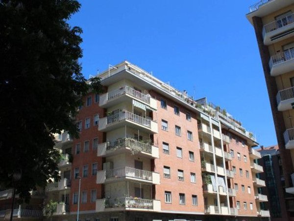 appartamento in vendita a Torino in zona Borgo San Paolo