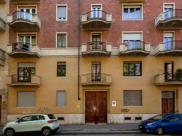 appartamento in vendita a Torino in zona Crocetta