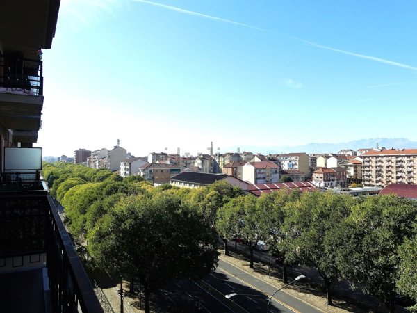 appartamento in vendita a Torino in zona Madonna di Campagna