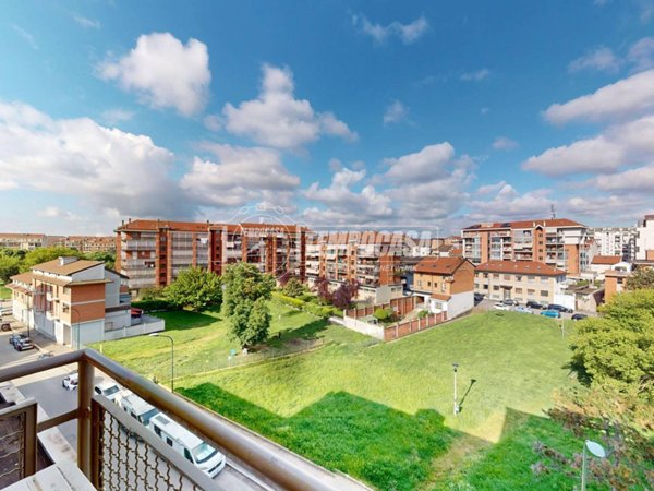 appartamento in vendita a Torino in zona Santa Rita