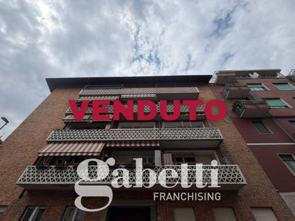 appartamento in vendita a Torino in zona Santa Rita
