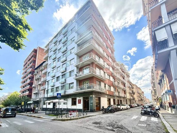appartamento in vendita a Torino in zona San Salvario