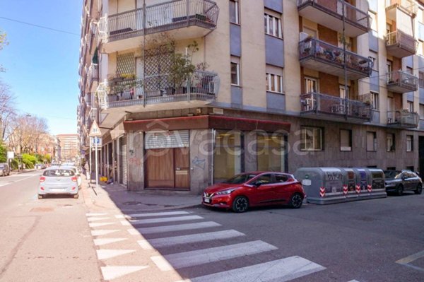 negozio in vendita a Torino in zona San Donato