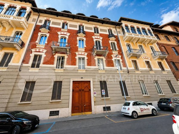 appartamento in vendita a Torino in zona San Salvario