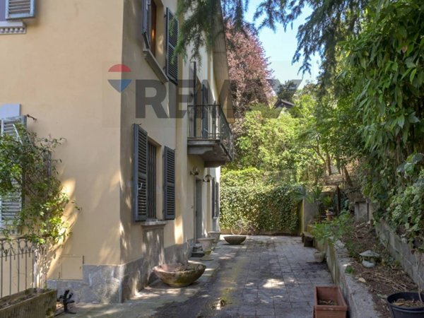 appartamento in vendita a Torino in zona Sassi