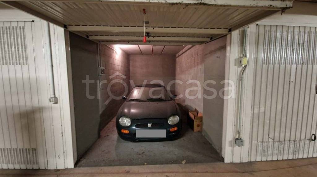 appartamento in vendita a Torino in zona Cit Turin