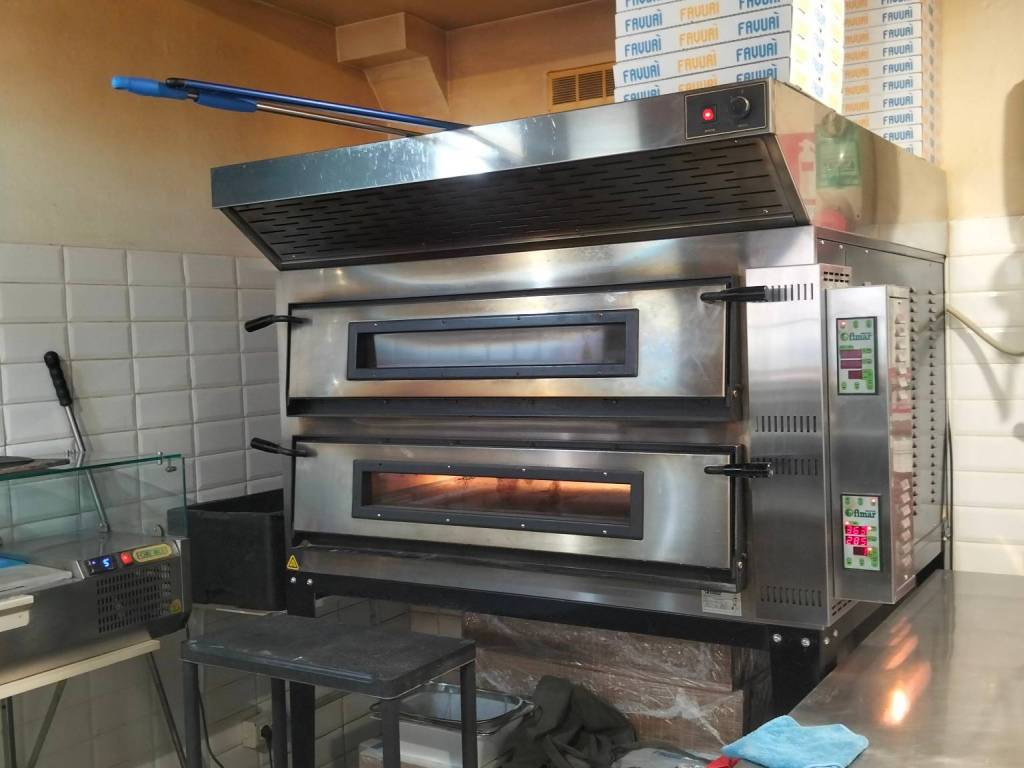 negozio in vendita a Torino in zona San Salvario