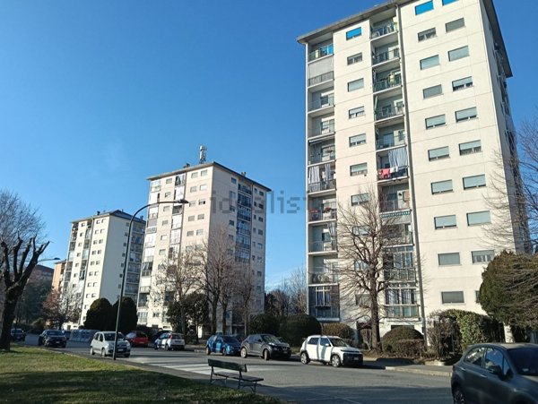 appartamento in vendita a Torino in zona Falchera