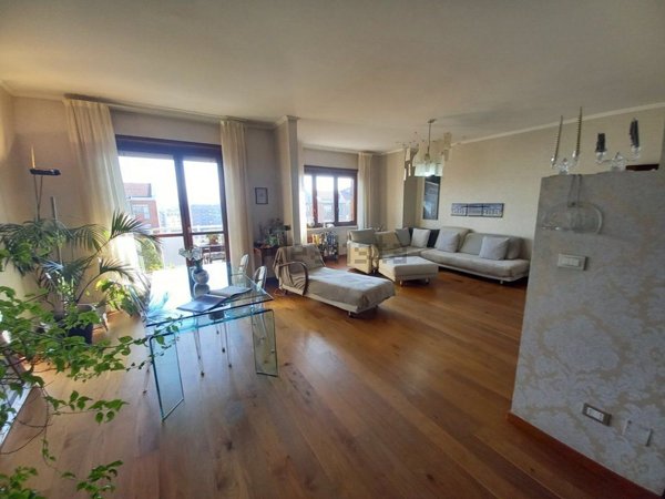 appartamento in vendita a Torino in zona Santa Rita
