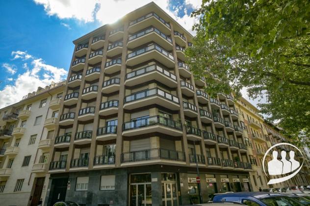 appartamento in vendita a Torino in zona Cenisia