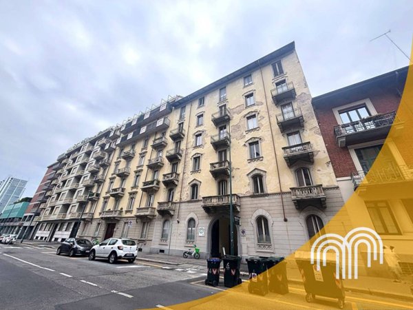 appartamento in vendita a Torino in zona Cit Turin