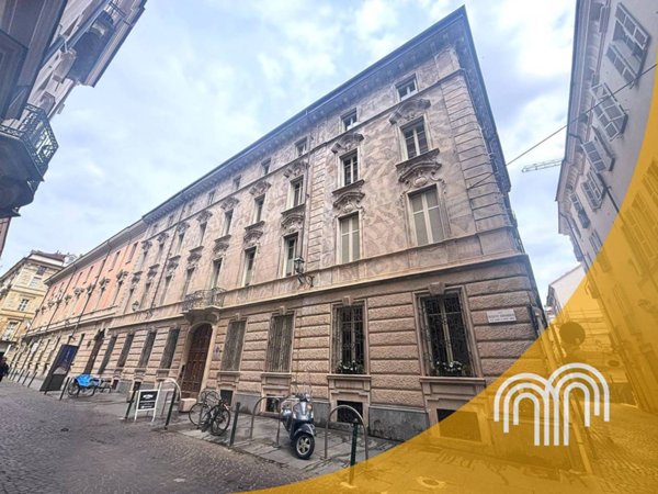 appartamento in vendita a Torino in zona Centro Storico