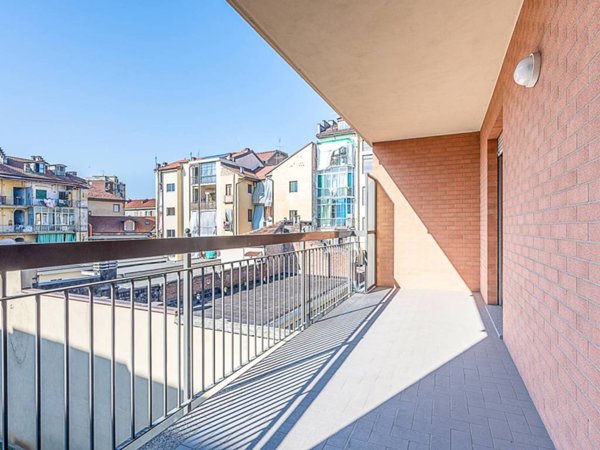 appartamento in vendita a Torino in zona Aurora