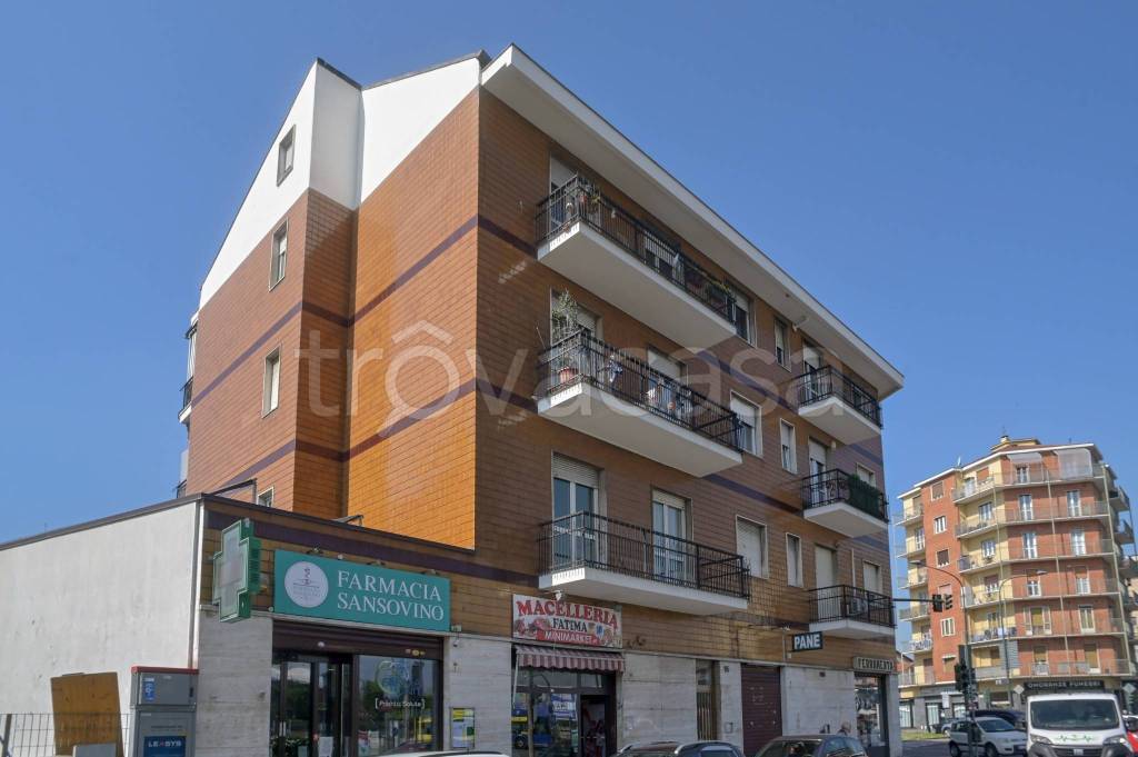 appartamento in vendita a Torino in zona Lucento