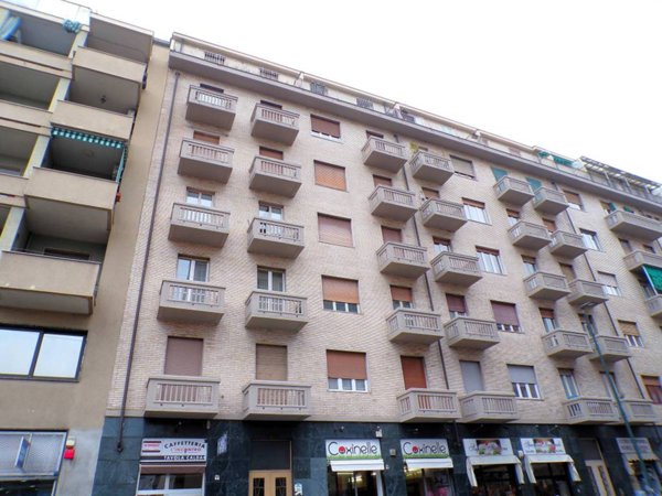 appartamento in vendita a Torino in zona Millefonti
