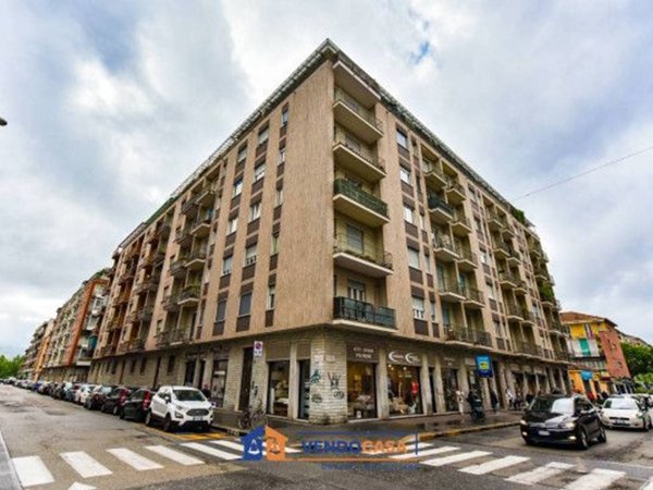 appartamento in vendita a Torino in zona Lingotto