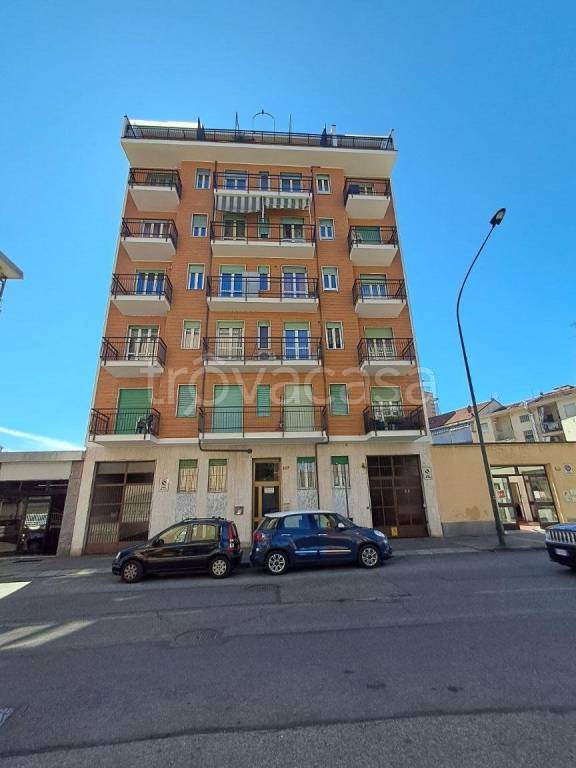 appartamento in vendita a Torino in zona Santa Rita