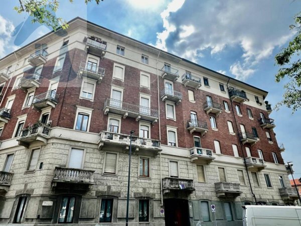 appartamento in vendita a Torino in zona Borgata Vittoria