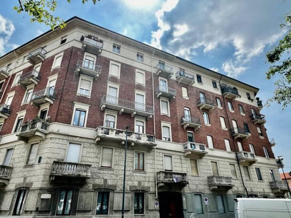 appartamento in vendita a Torino in zona Borgata Vittoria