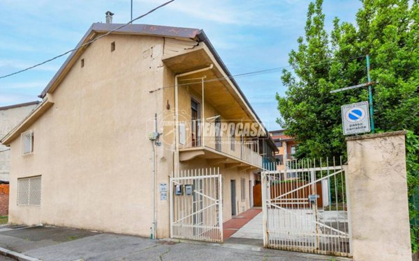 appartamento in vendita a Torino in zona Barca