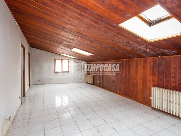 appartamento in vendita a Torino in zona Barca