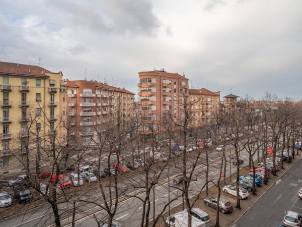 appartamento in vendita a Torino in zona Campidoglio