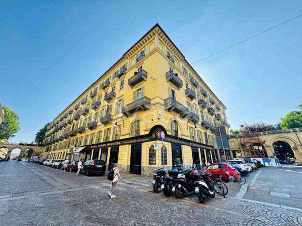 negozio in vendita a Torino in zona Centro Storico