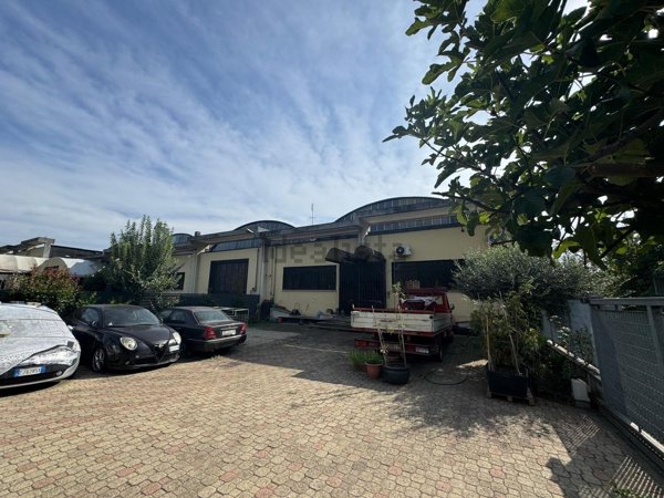 locale di sgombero in vendita a Torino
