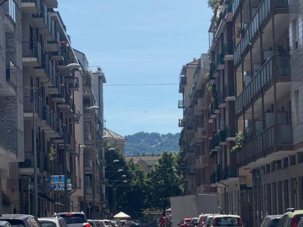 appartamento in vendita a Torino in zona Santa Rita