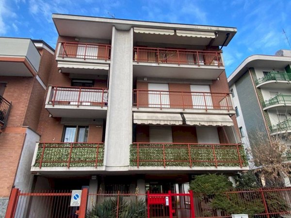 appartamento in vendita a Torino in zona Rebaudengo