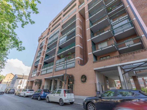 appartamento in vendita a Torino in zona Aurora