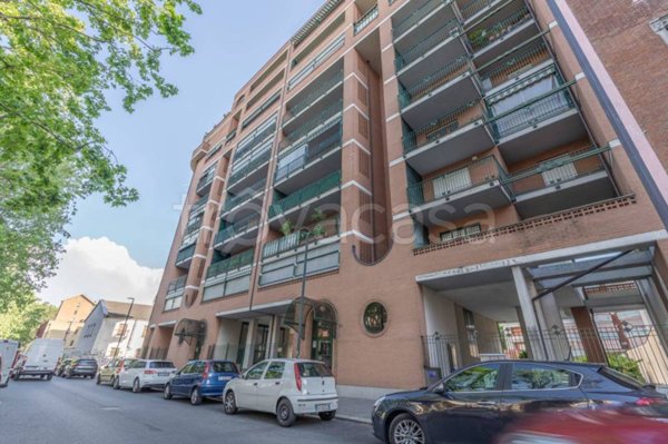 appartamento in vendita a Torino in zona Aurora