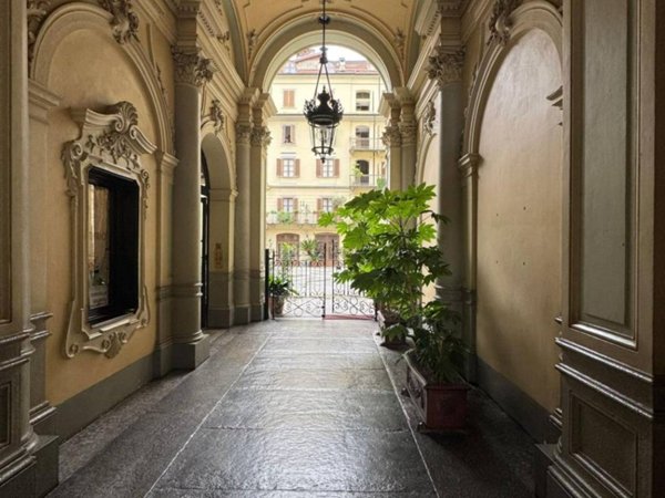 appartamento in vendita a Torino