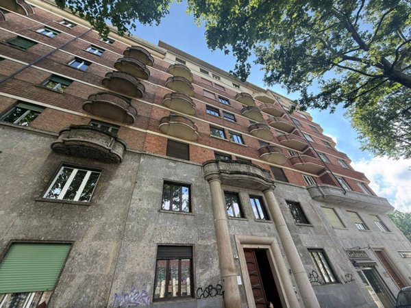 appartamento in vendita a Torino in zona Cit Turin