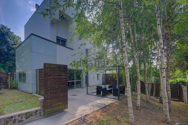 casa indipendente in vendita a Torino in zona Cavoretto