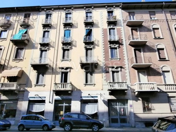 appartamento in vendita a Torino in zona Cenisia