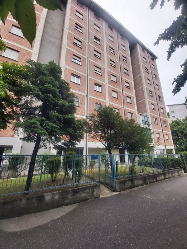 appartamento in vendita a Torino in zona Borgata Vittoria