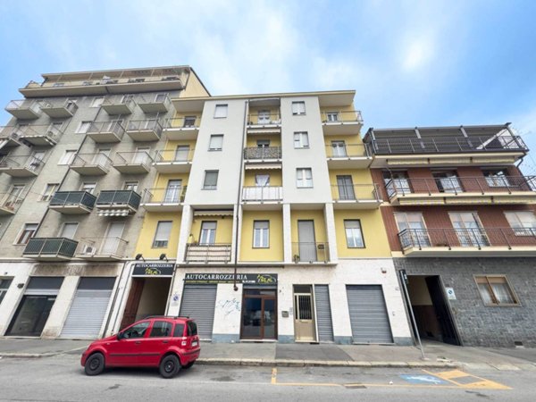 appartamento in vendita a Torino in zona Mirafiori Nord
