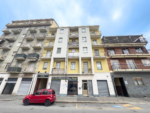 appartamento in vendita a Torino in zona Mirafiori Nord