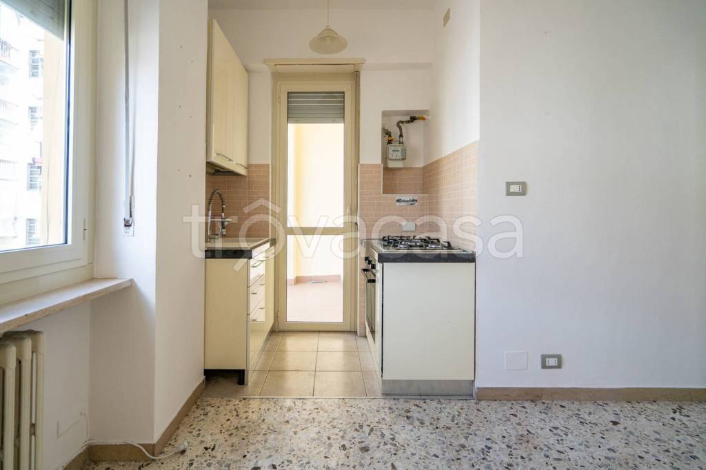 appartamento in vendita a Torino in zona Santa Rita