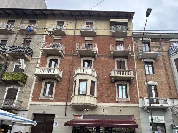 appartamento in vendita a Torino in zona Borgata Vittoria