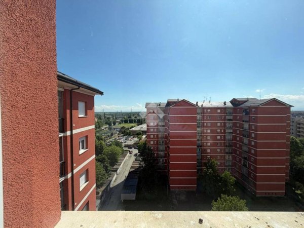 appartamento in vendita a Torino in zona Mirafiori Sud