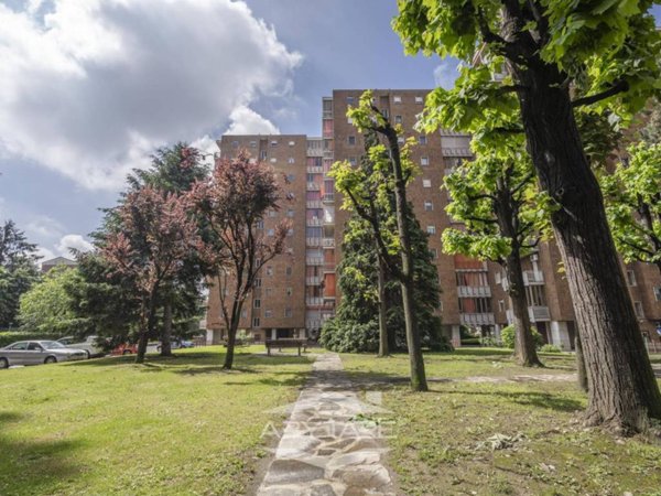 appartamento in vendita a Torino in zona Santa Rita