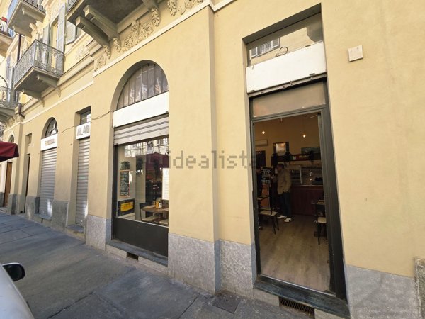 negozio in vendita a Torino in zona San Donato