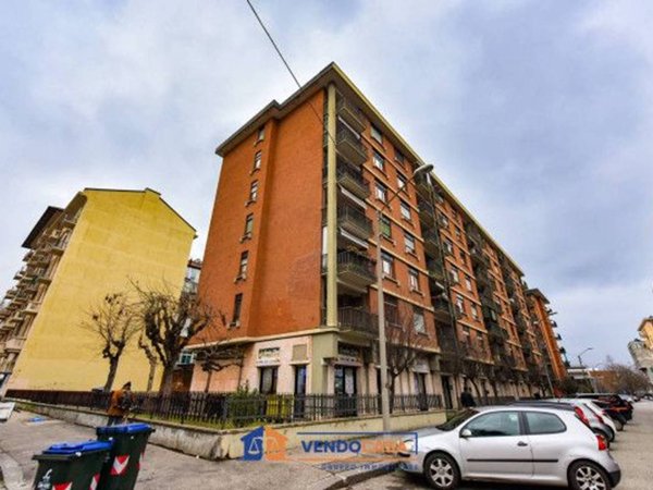 appartamento in vendita a Torino in zona Lingotto