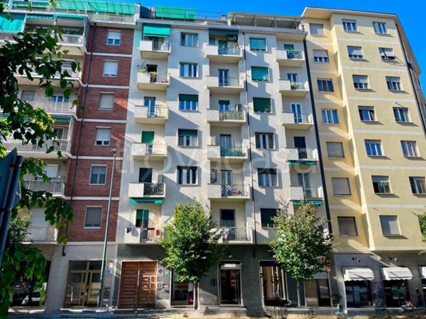appartamento in vendita a Torino in zona Borgata Vittoria